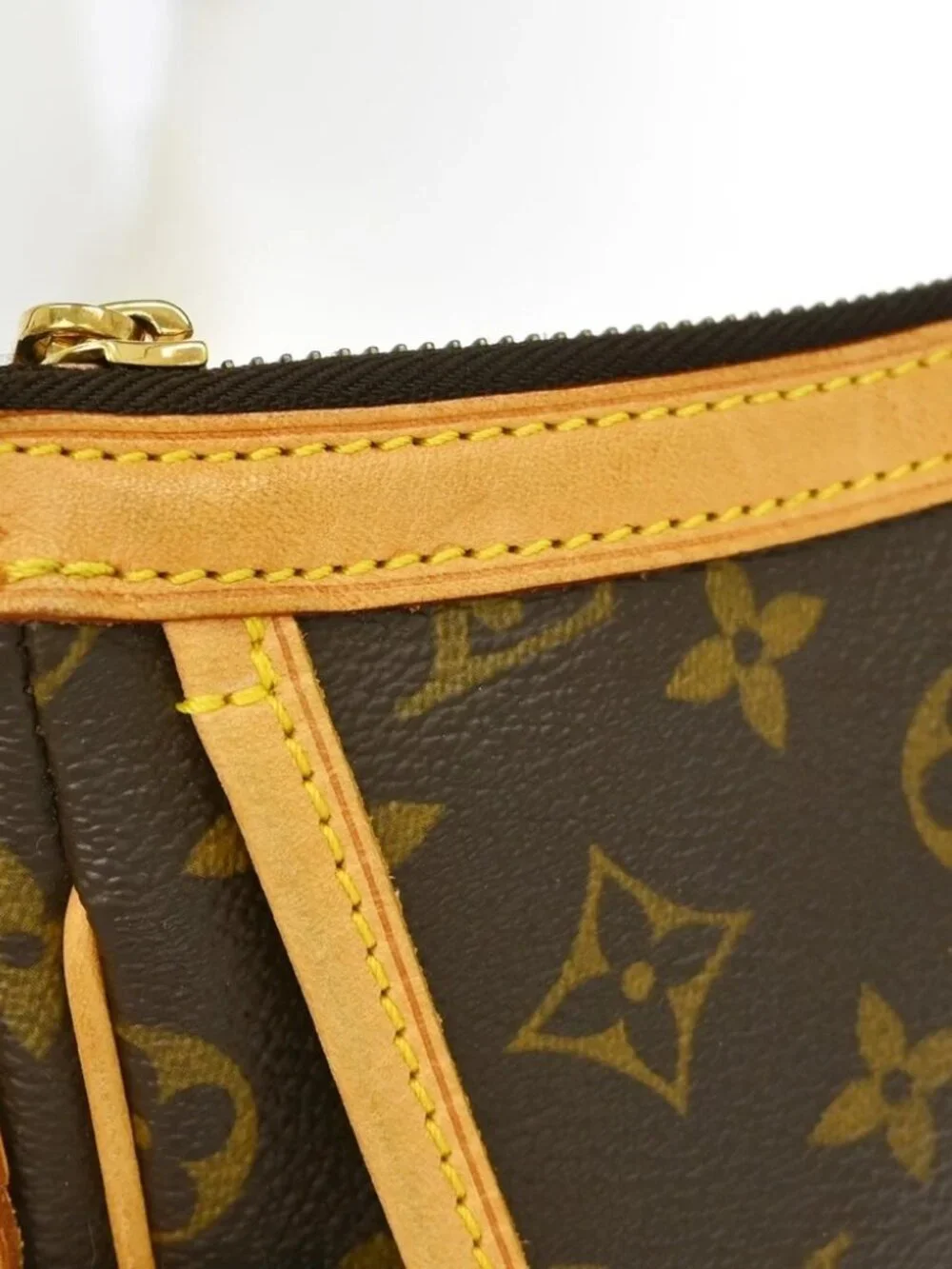 LOUIS VUITTON MONOGRAM TULUM GM HOBO HANDBAG